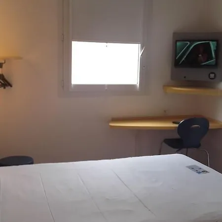 Ibis Budget Californie Lenval Ξενοδοχείο