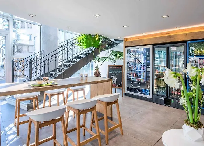 Ibis Budget Californie Lenval 2* Nice